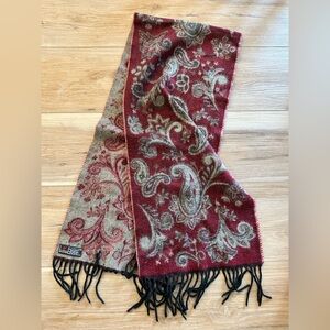 V. Fraas Cashmink Paisley Scarf